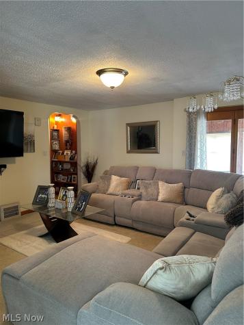 288 E 248th Street Euclid OH 44123
