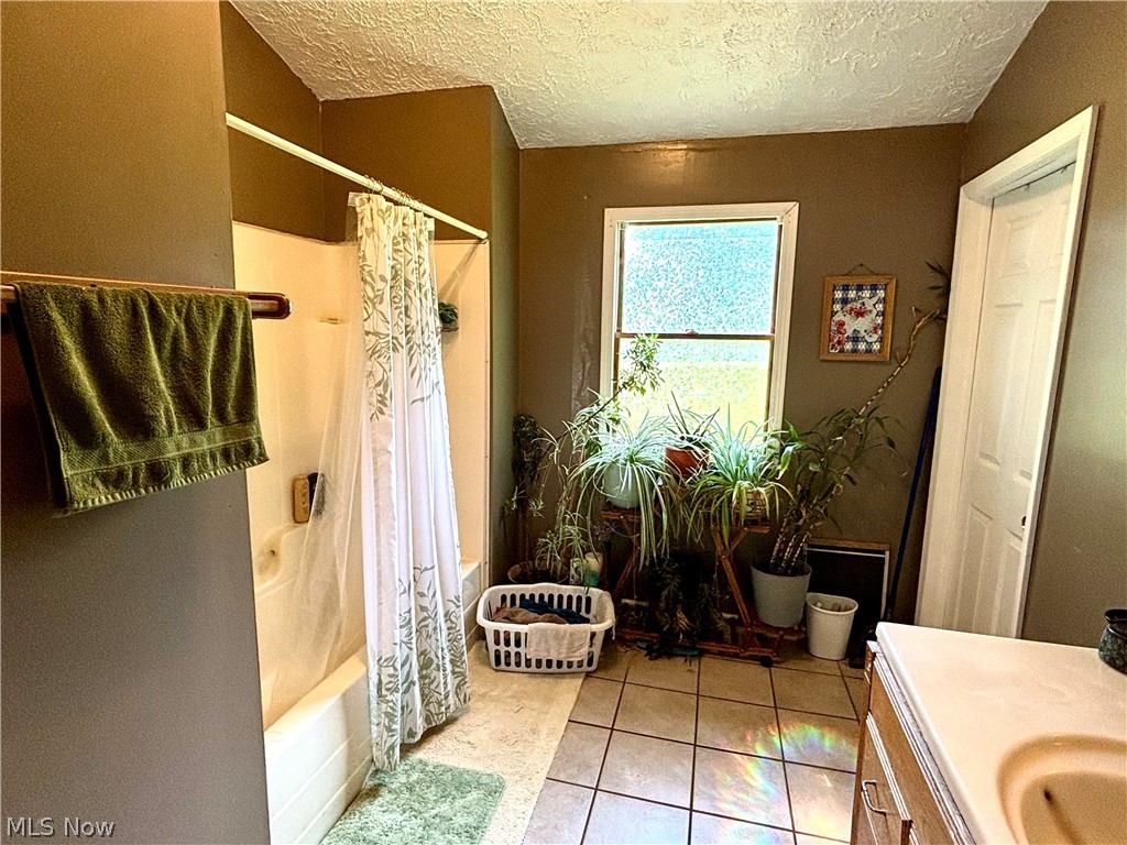 6119 Youngstown Conneaut Road Kinsman OH 44428