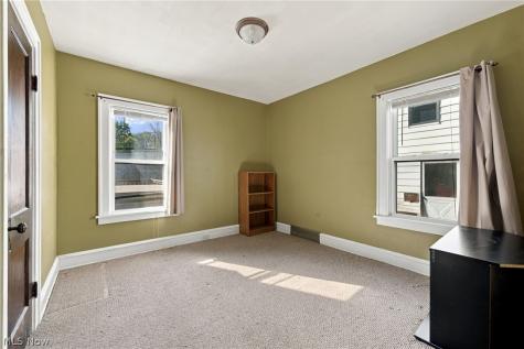 2417 Tampa Avenue Cleveland OH 44109