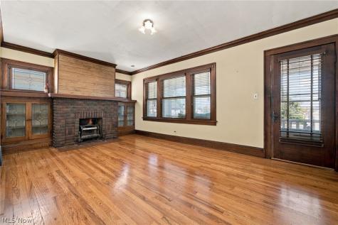 2417 Tampa Avenue Cleveland OH 44109