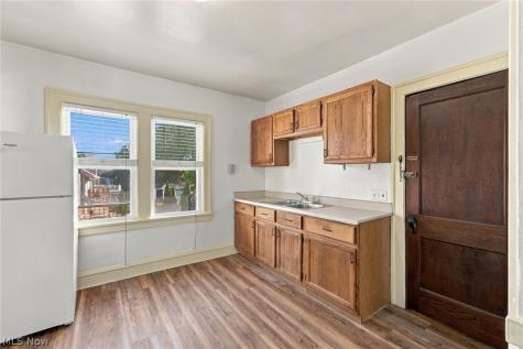2417 Tampa Avenue Cleveland OH 44109