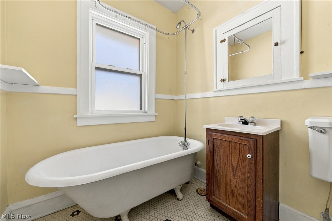 2417 Tampa Avenue Cleveland OH 44109