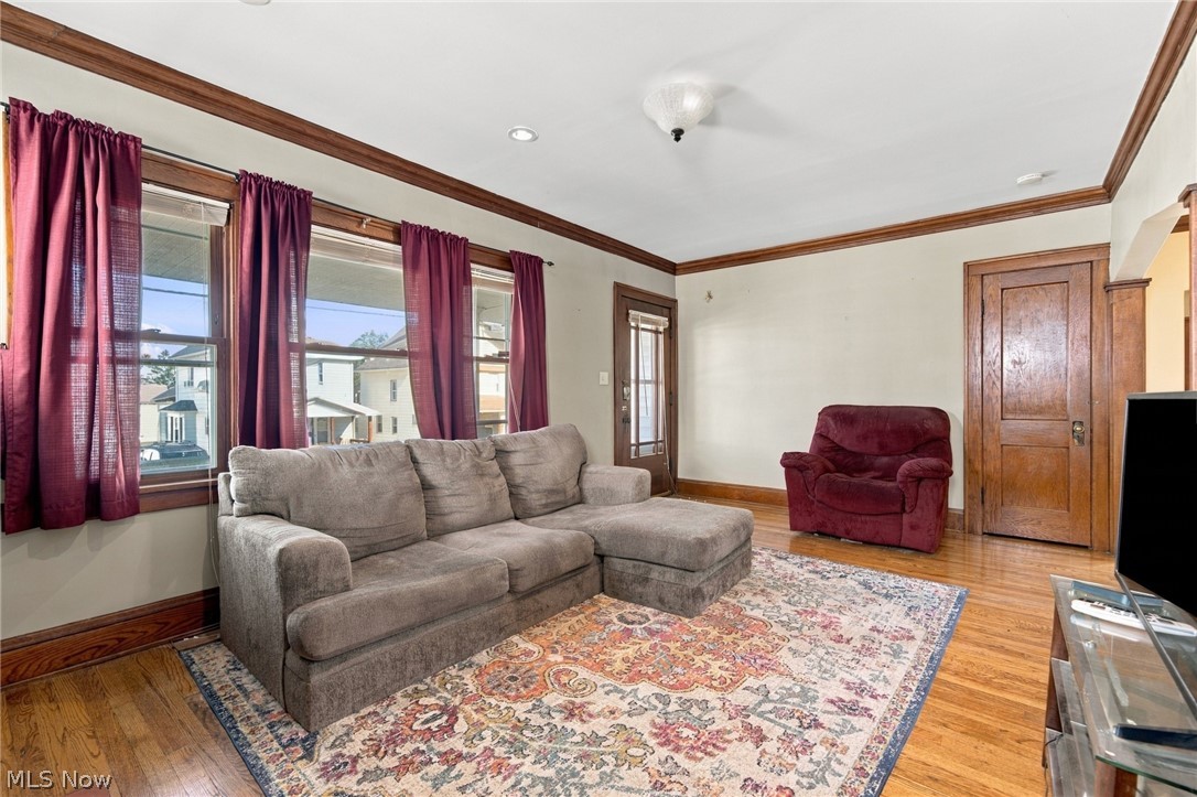2417 Tampa Avenue Cleveland OH 44109