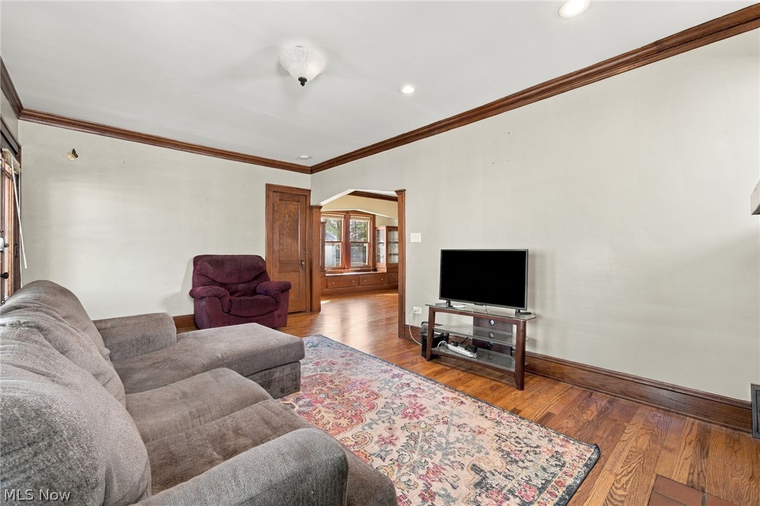 2417 Tampa Avenue Cleveland OH 44109