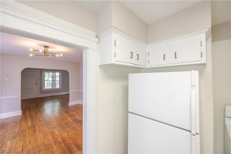 1695 Glenmont Road Cleveland Heights OH 44118