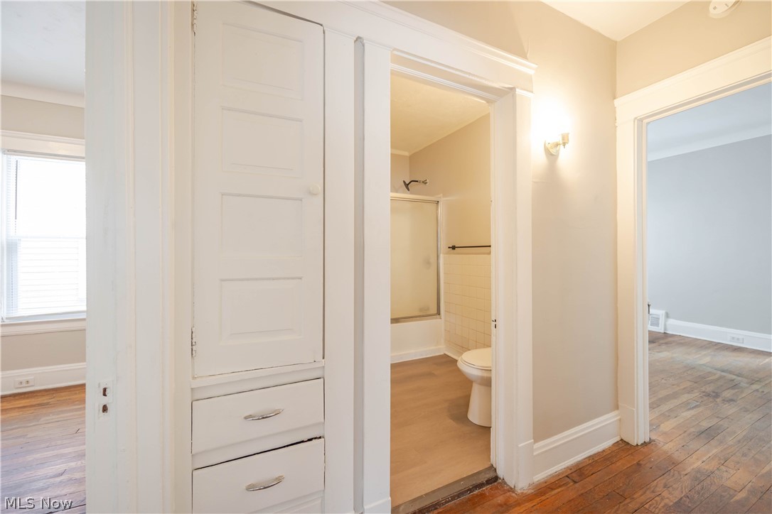 1695 Glenmont Road Cleveland Heights OH 44118