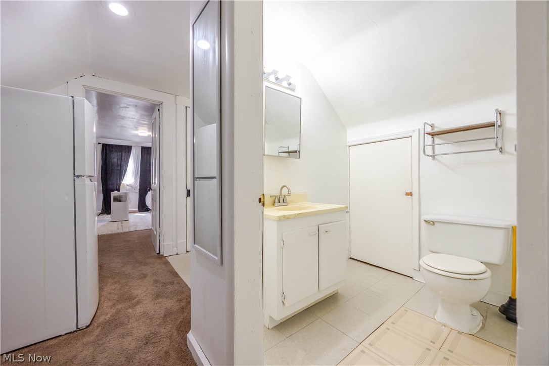 1695 Glenmont Road Cleveland Heights OH 44118