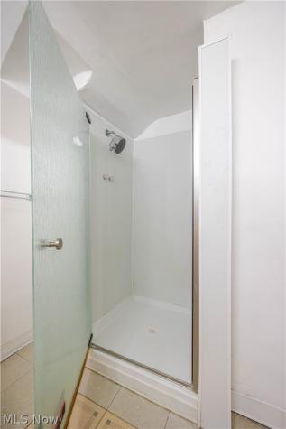 1695 Glenmont Road Cleveland Heights OH 44118