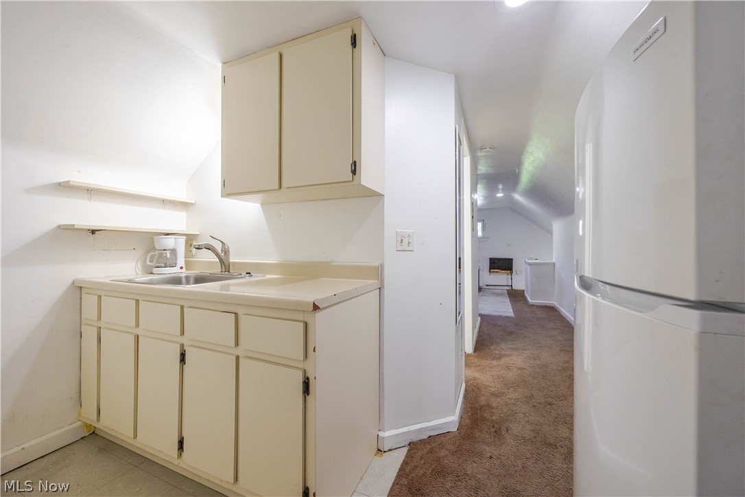 1695 Glenmont Road Cleveland Heights OH 44118