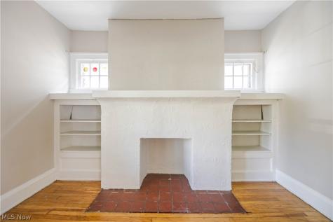 1695 Glenmont Road Cleveland Heights OH 44118
