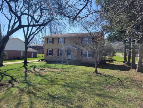 2940 Thackeray Avenue NW Massillon OH 44646