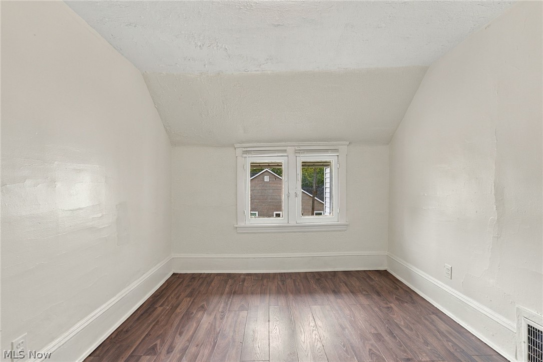 11421 Orville Avenue Cleveland OH 44106