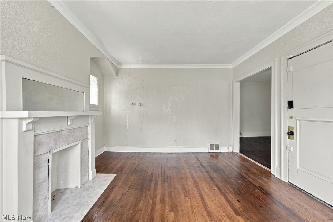 11421 Orville Avenue Cleveland OH 44106
