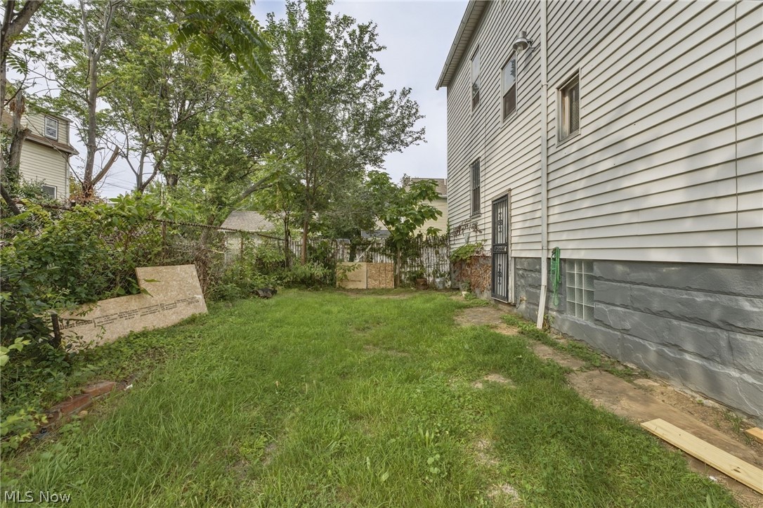 11421 Orville Avenue Cleveland OH 44106