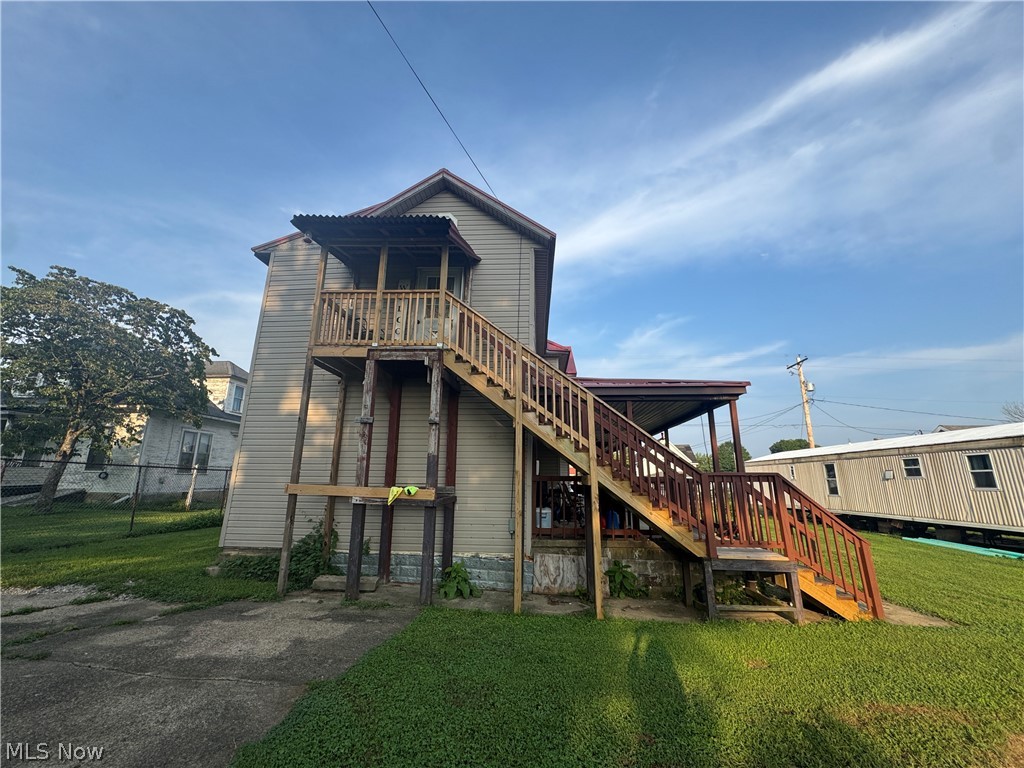 145 Maple Street Newport OH 45768