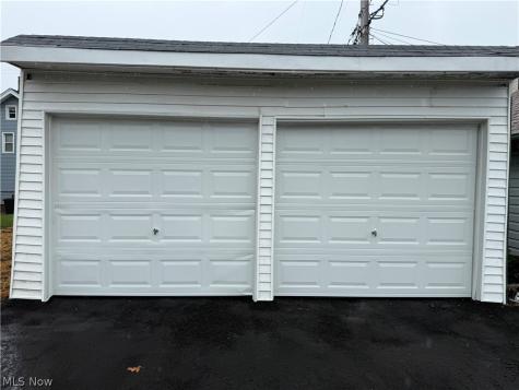 3255 W 116th Street Cleveland OH 44111