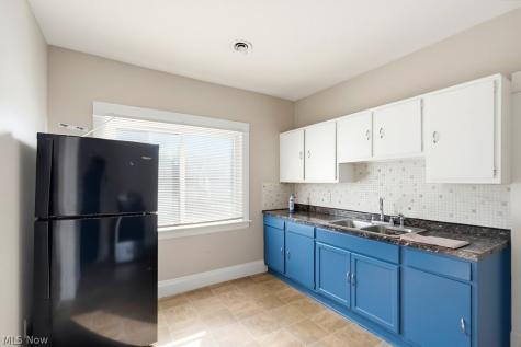 3607 Daisy Avenue Cleveland OH 44109