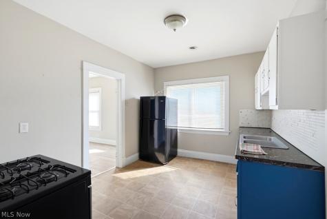 3607 Daisy Avenue Cleveland OH 44109