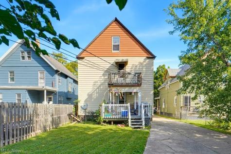 3607 Daisy Avenue Cleveland OH 44109