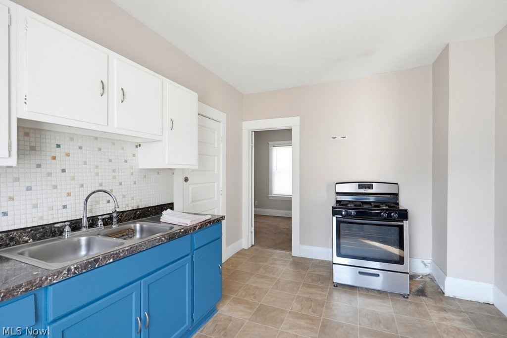 3607 Daisy Avenue Cleveland OH 44109