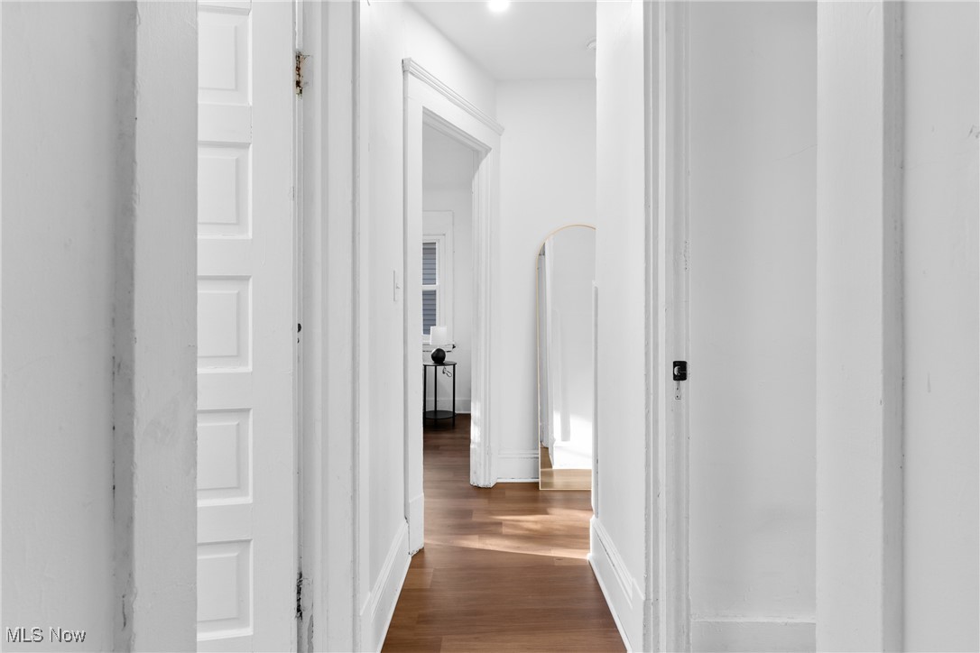 1337 Cook Avenue Lakewood OH 44107