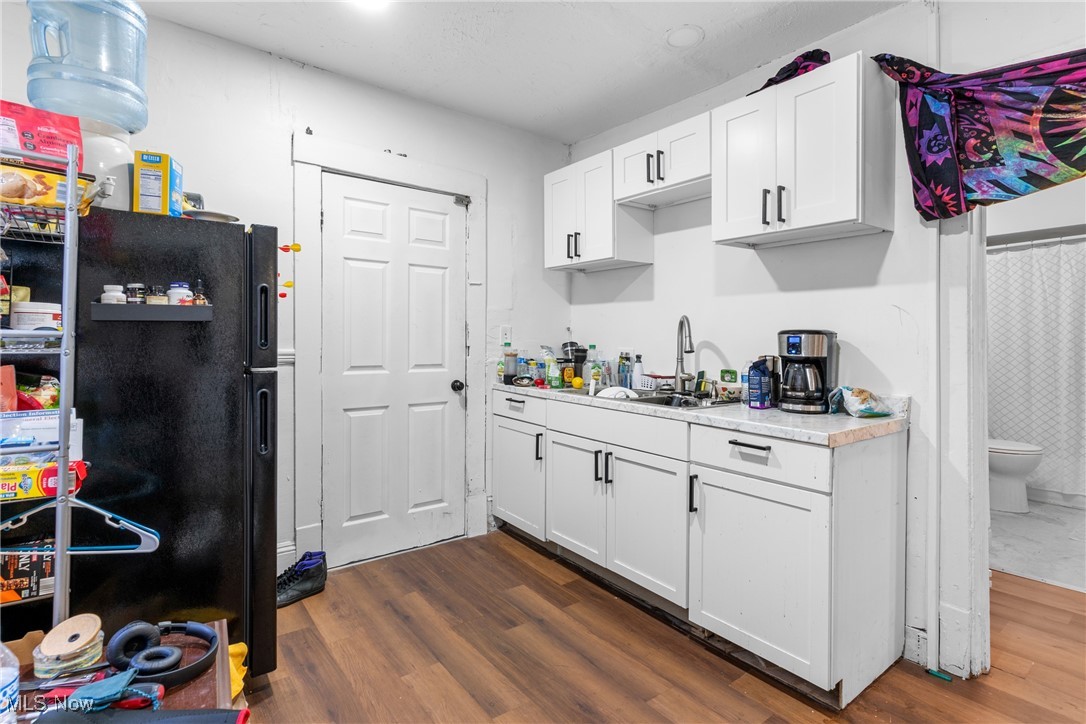 1337 Cook Avenue Lakewood OH 44107