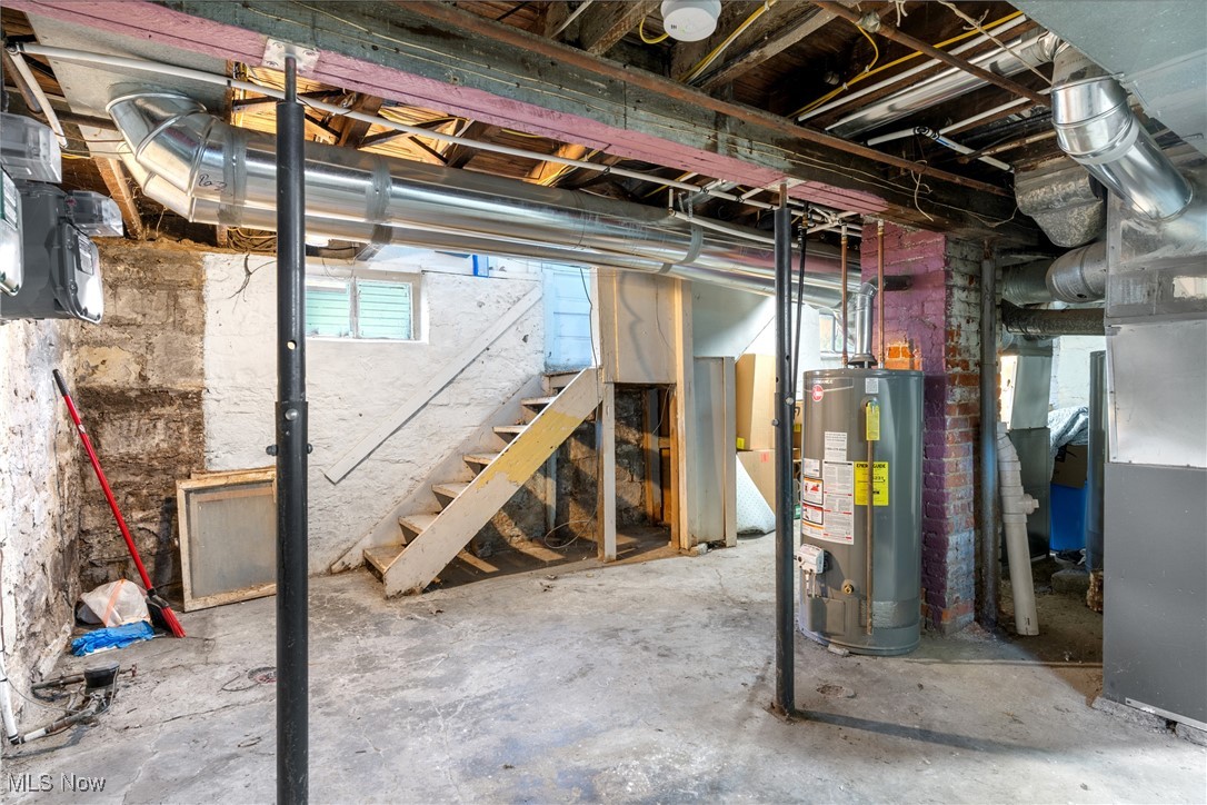 1337 Cook Avenue Lakewood OH 44107