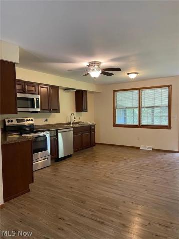 3575 Perry Drive NW Massillon OH 44646