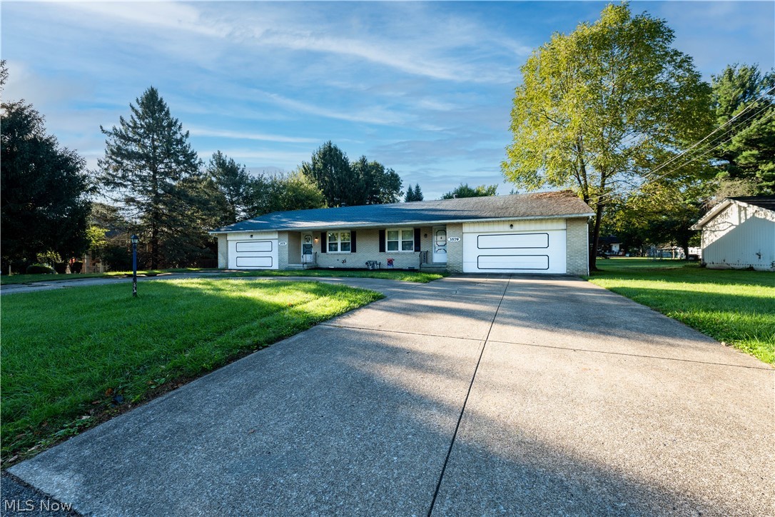 3575 Perry Drive NW Massillon OH 44646