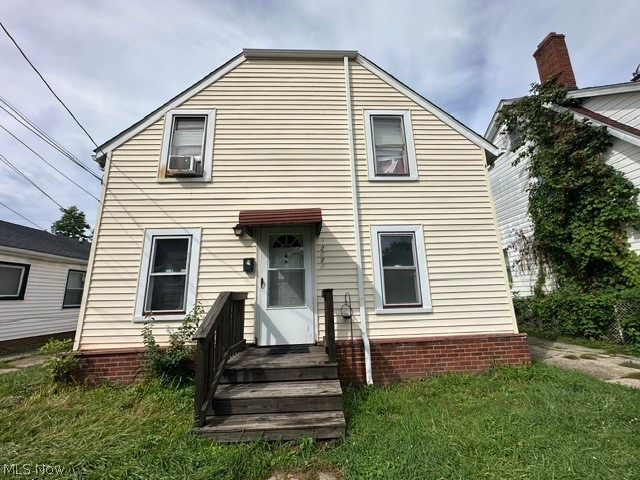 12624 Emery Avenue Cleveland OH 44135