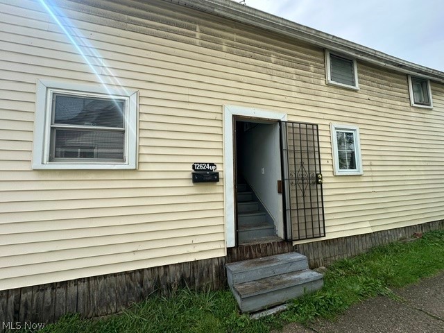 12624 Emery Avenue Cleveland OH 44135