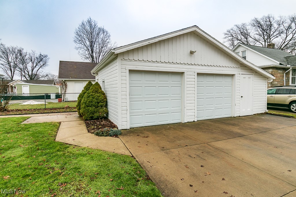 4251/4253 Orchard Avenue Willoughby OH 44094