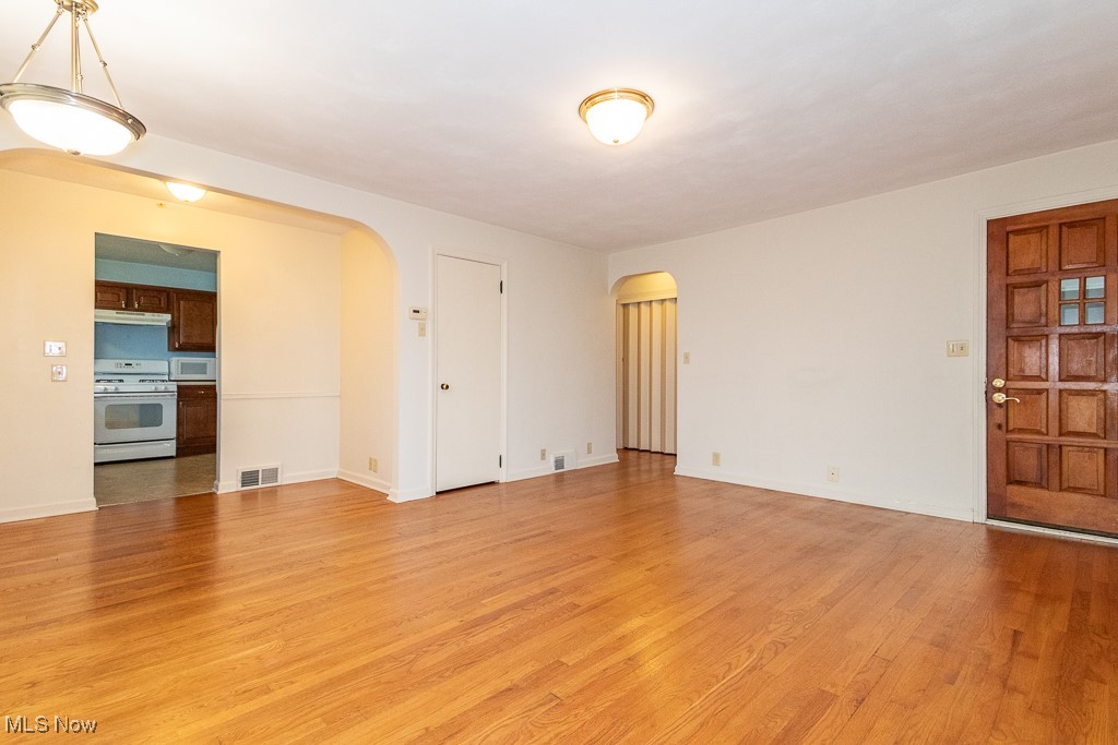 4251/4253 Orchard Avenue Willoughby OH 44094