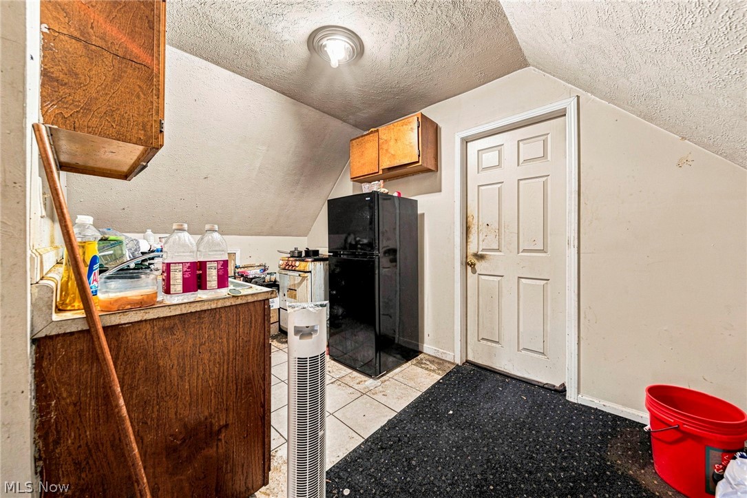 9704 Yale Avenue Cleveland OH 44108