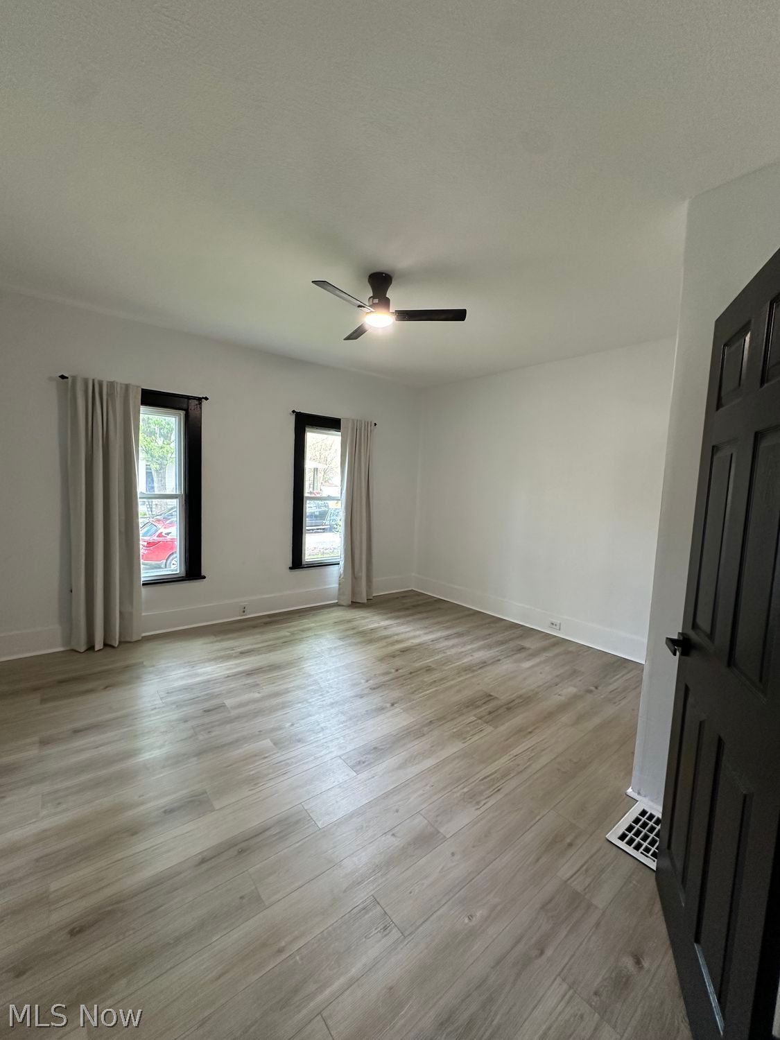 1825 Clover Avenue Cleveland OH 44109