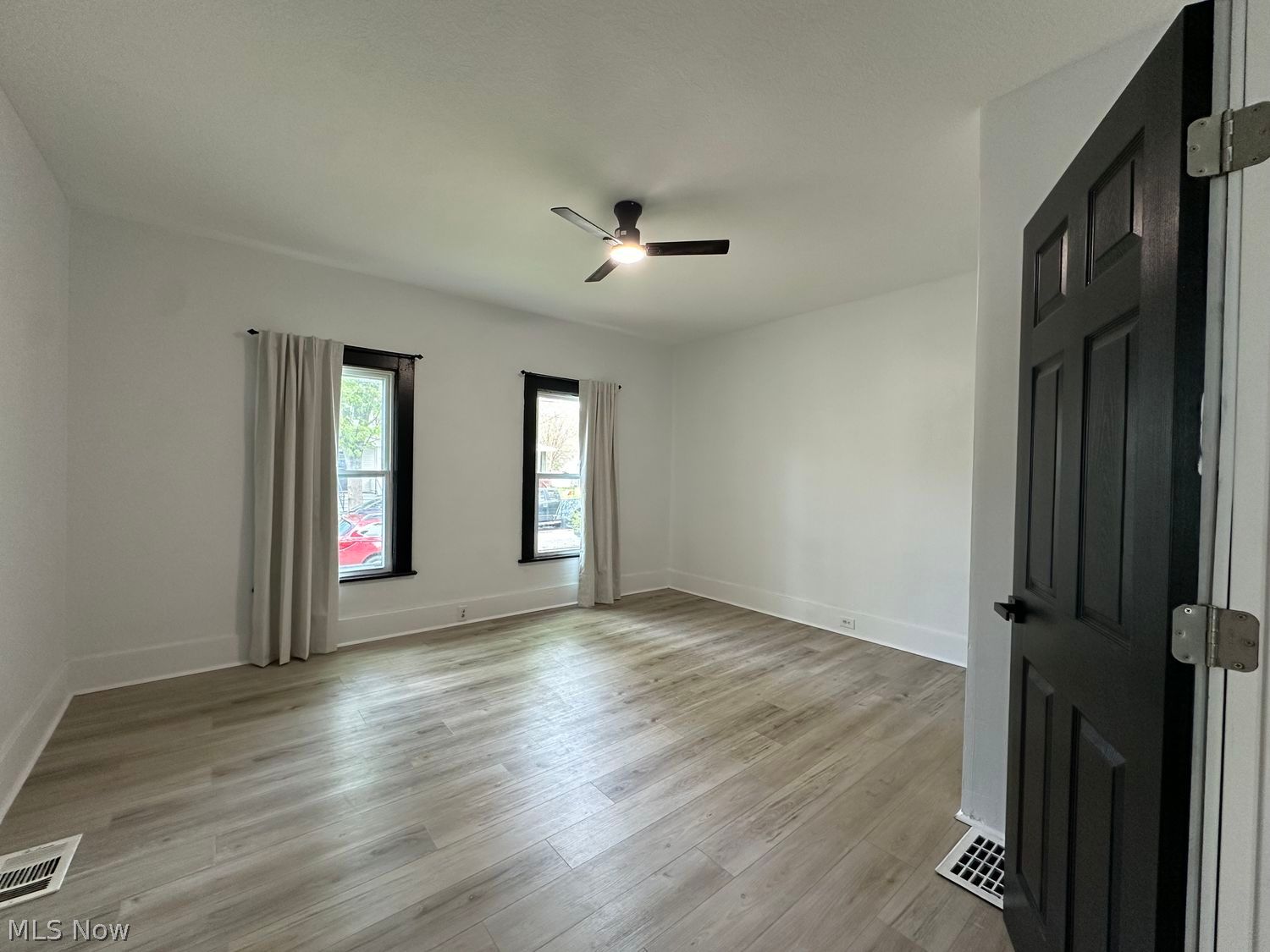 1825 Clover Avenue Cleveland OH 44109