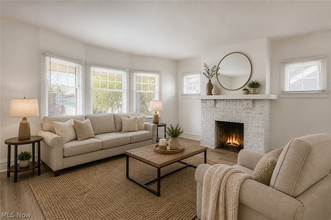 829 Helmsdale Road Cleveland Heights OH 44112