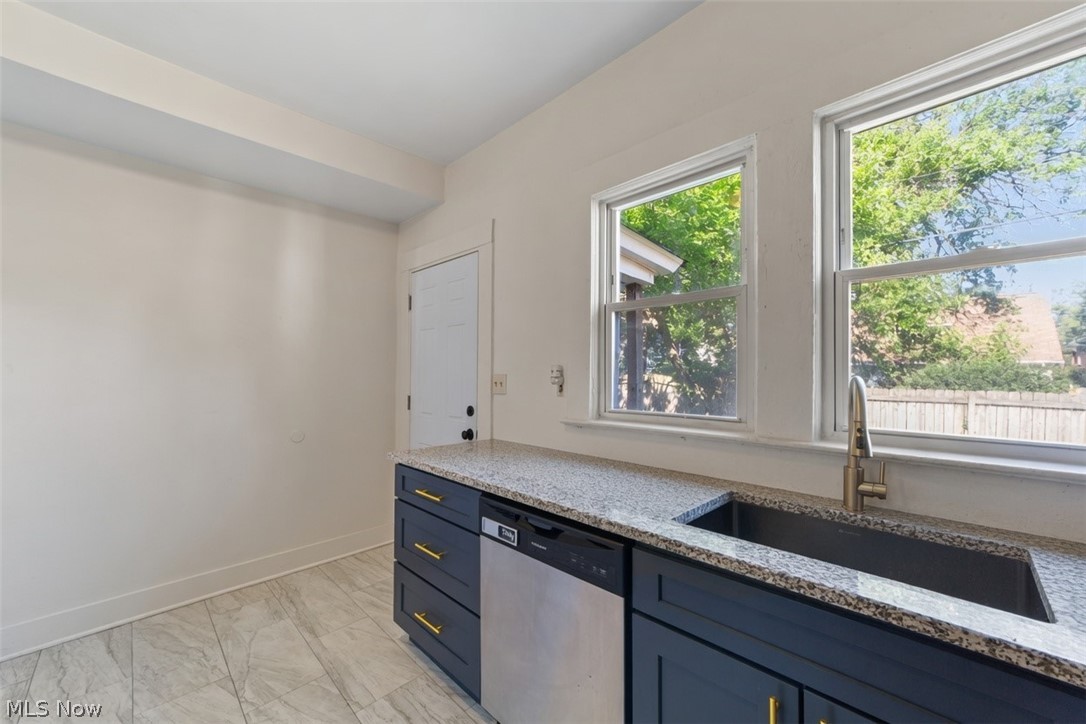 1471 E 118th Street Cleveland OH 44106