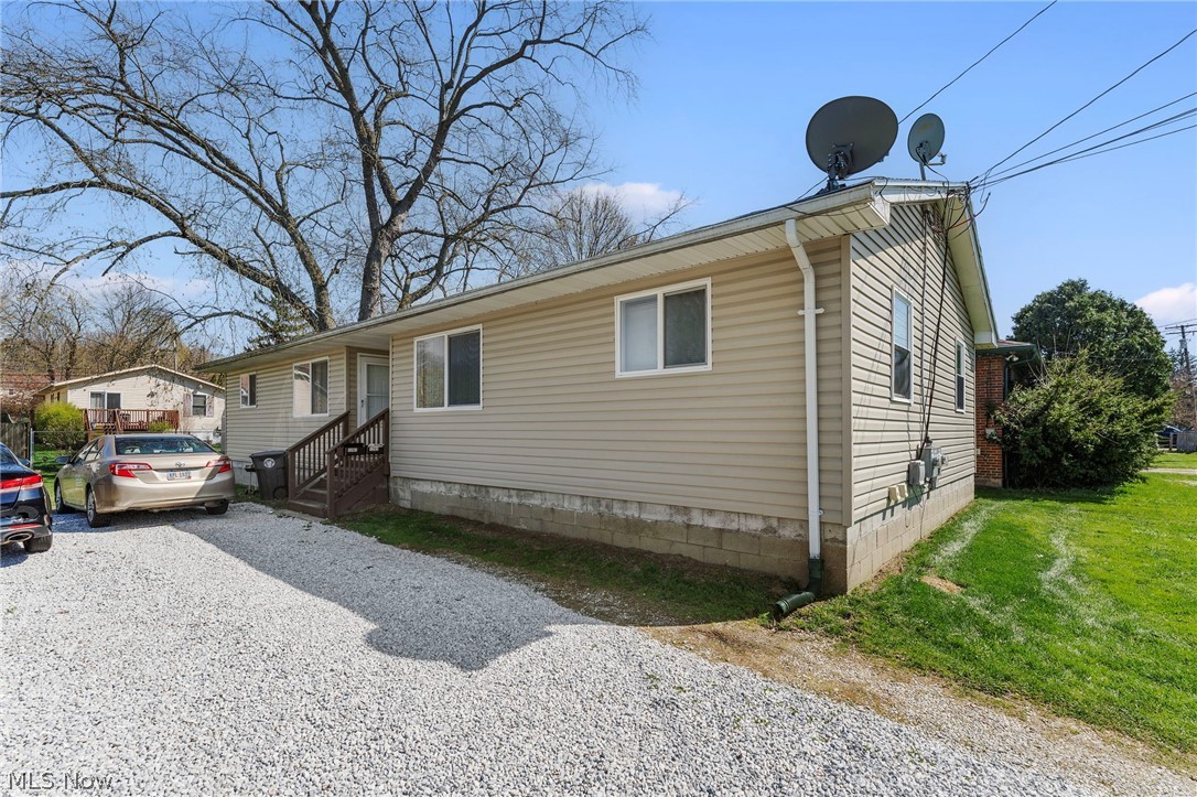 1265-1267 Nome Avenue Akron OH 44320