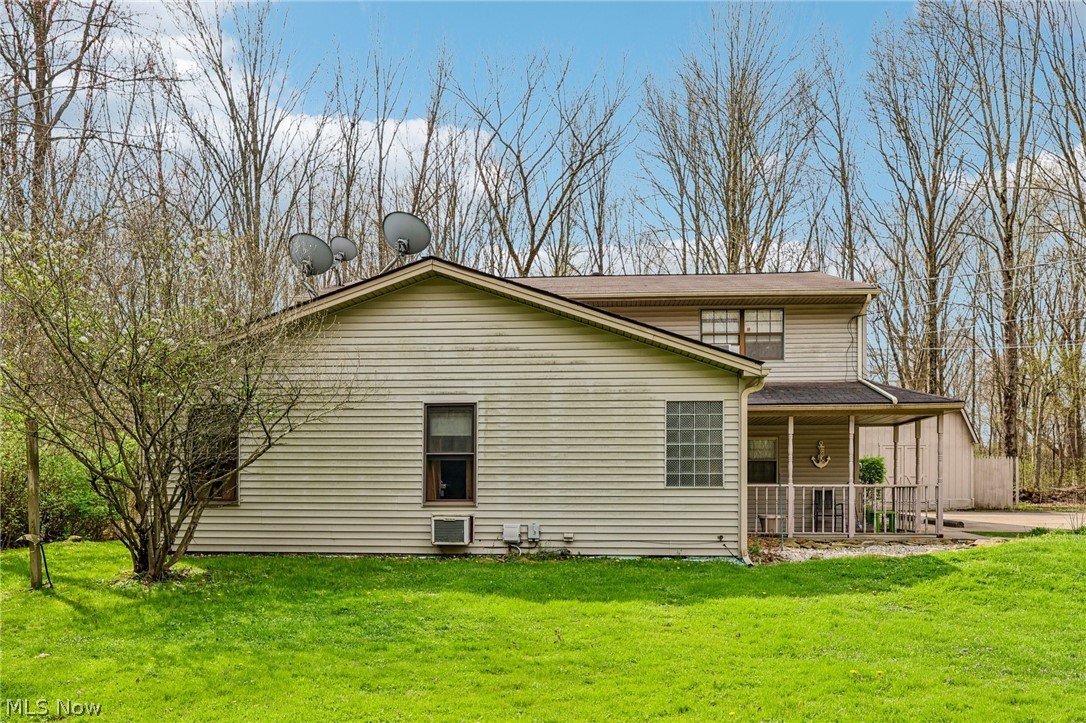 1886 James B Drive Mcdonald OH 44437