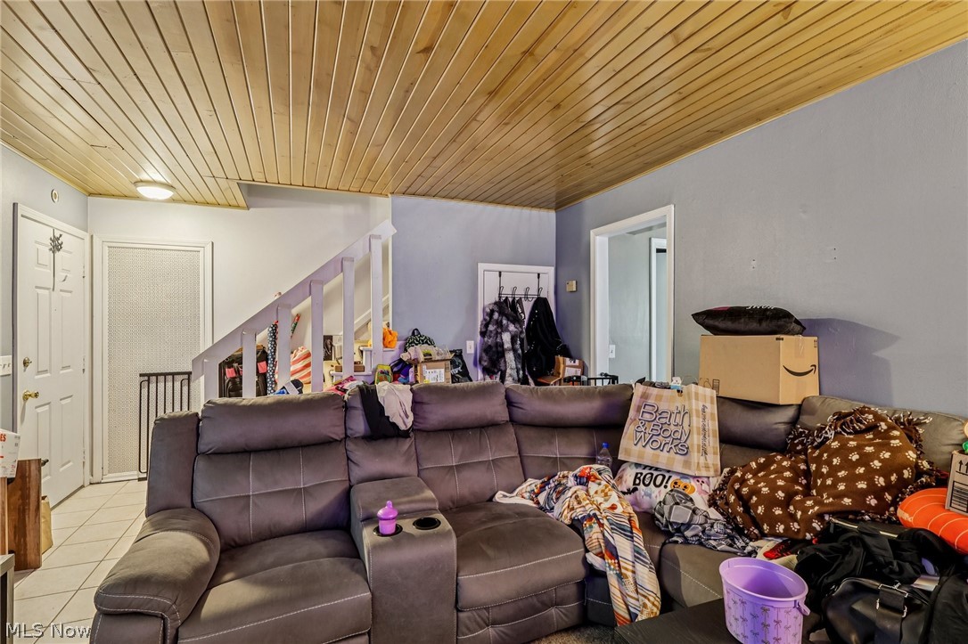 1886 James B Drive Mcdonald OH 44437
