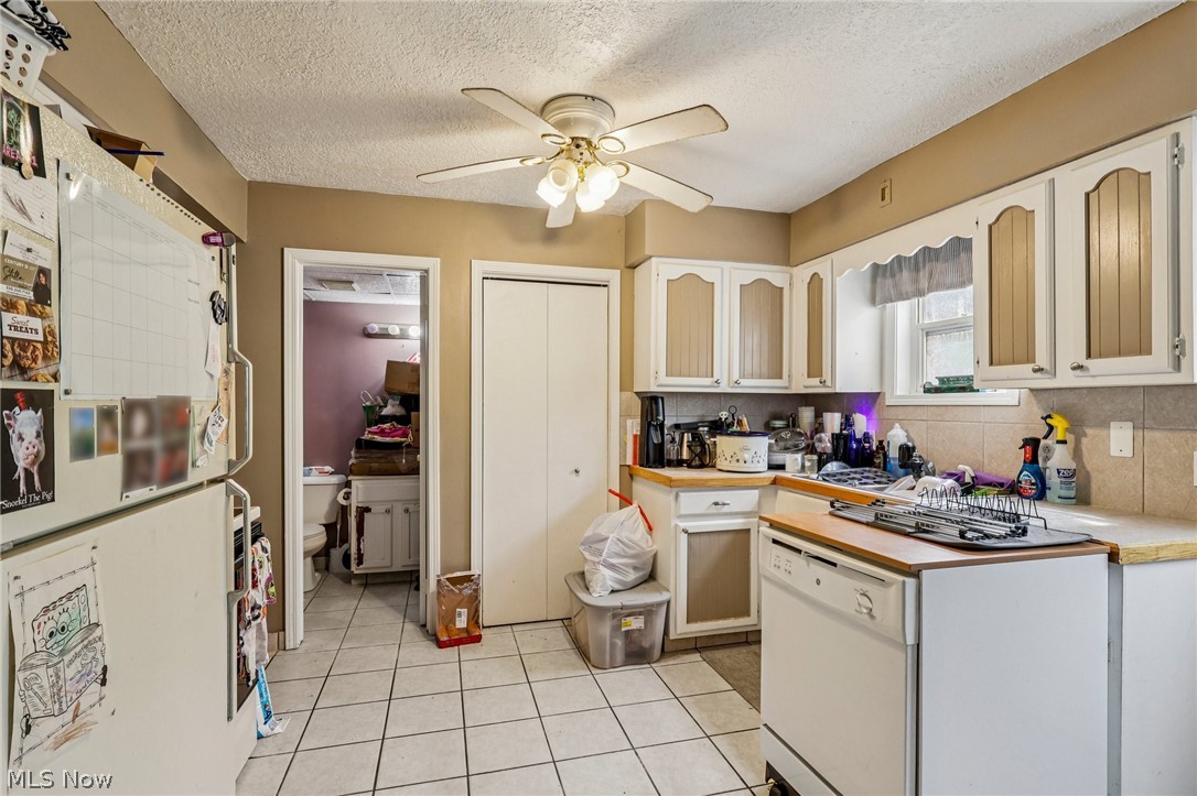 1886 James B Drive Mcdonald OH 44437