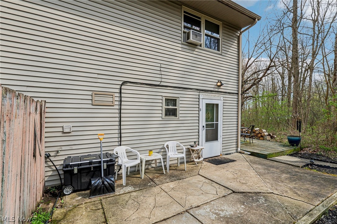 1886 James B Drive Mcdonald OH 44437