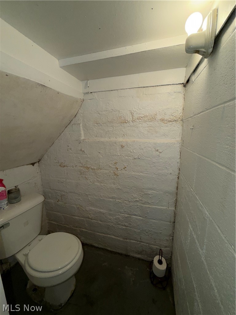 18710 Neff Road Cleveland OH 44119