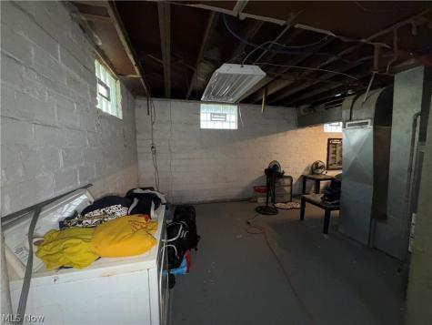18710 Neff Road Cleveland OH 44119
