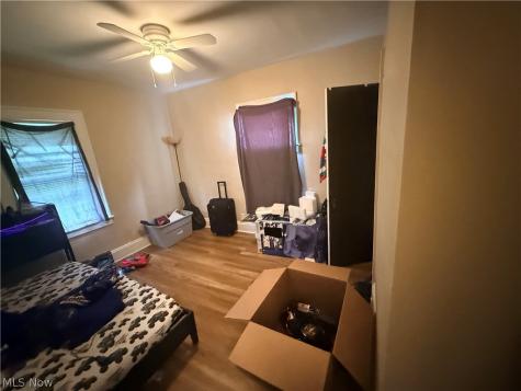 3824 E 142nd Street Cleveland OH 44128