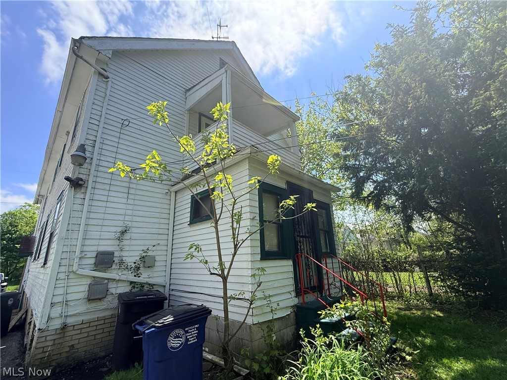 3824 E 142nd Street Cleveland OH 44128