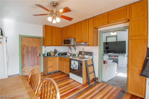 7846 Main Street Clinton OH 44216