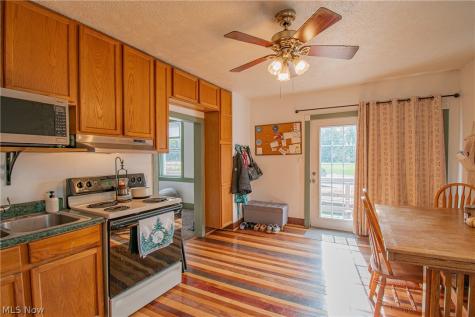 7846 Main Street Clinton OH 44216