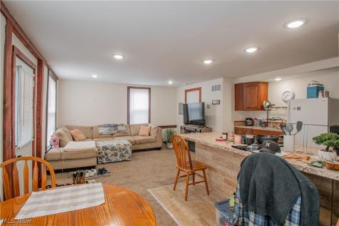 7846 Main Street Clinton OH 44216